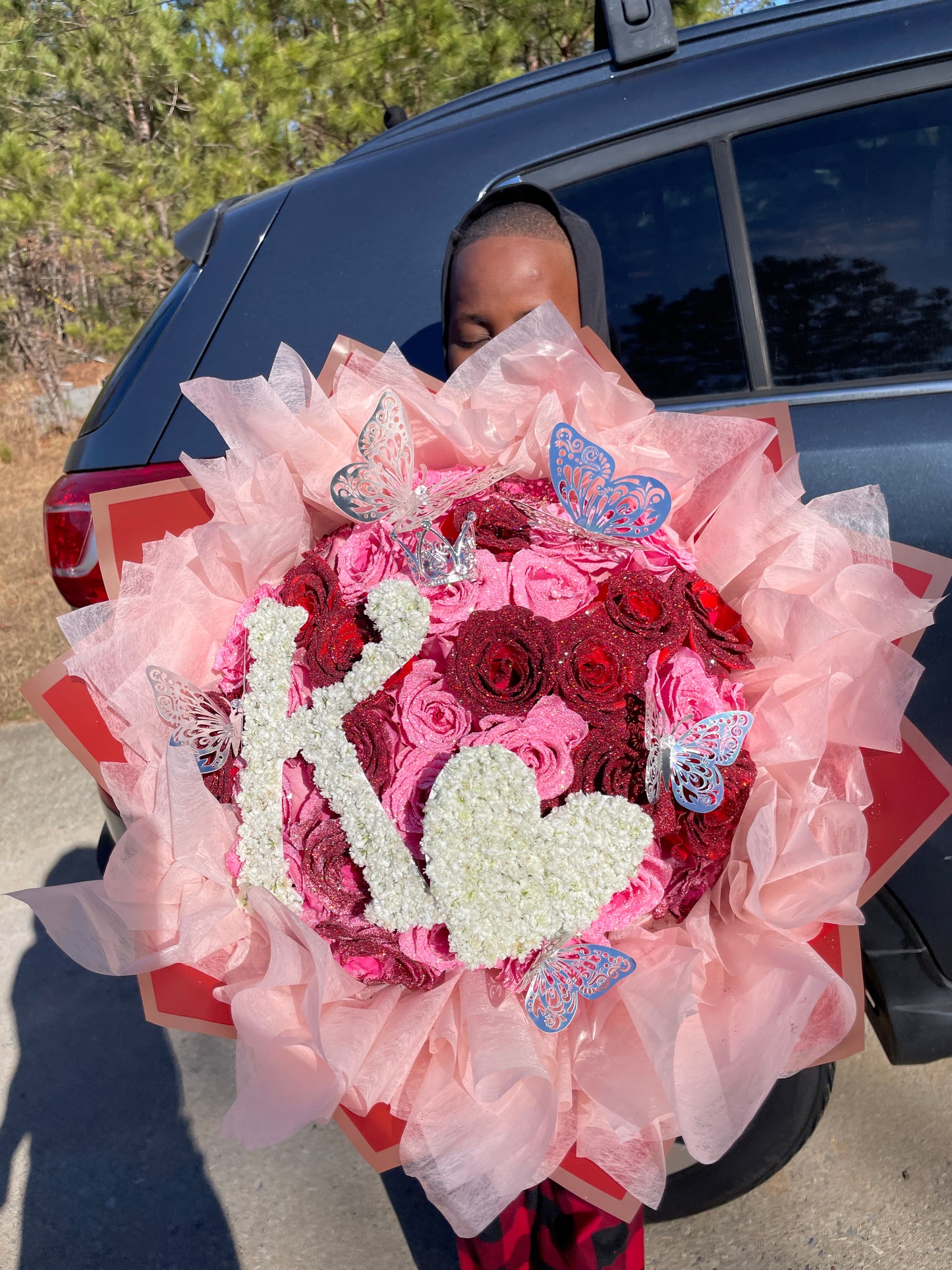 Initial red and pink glitter bouquet❤️💖