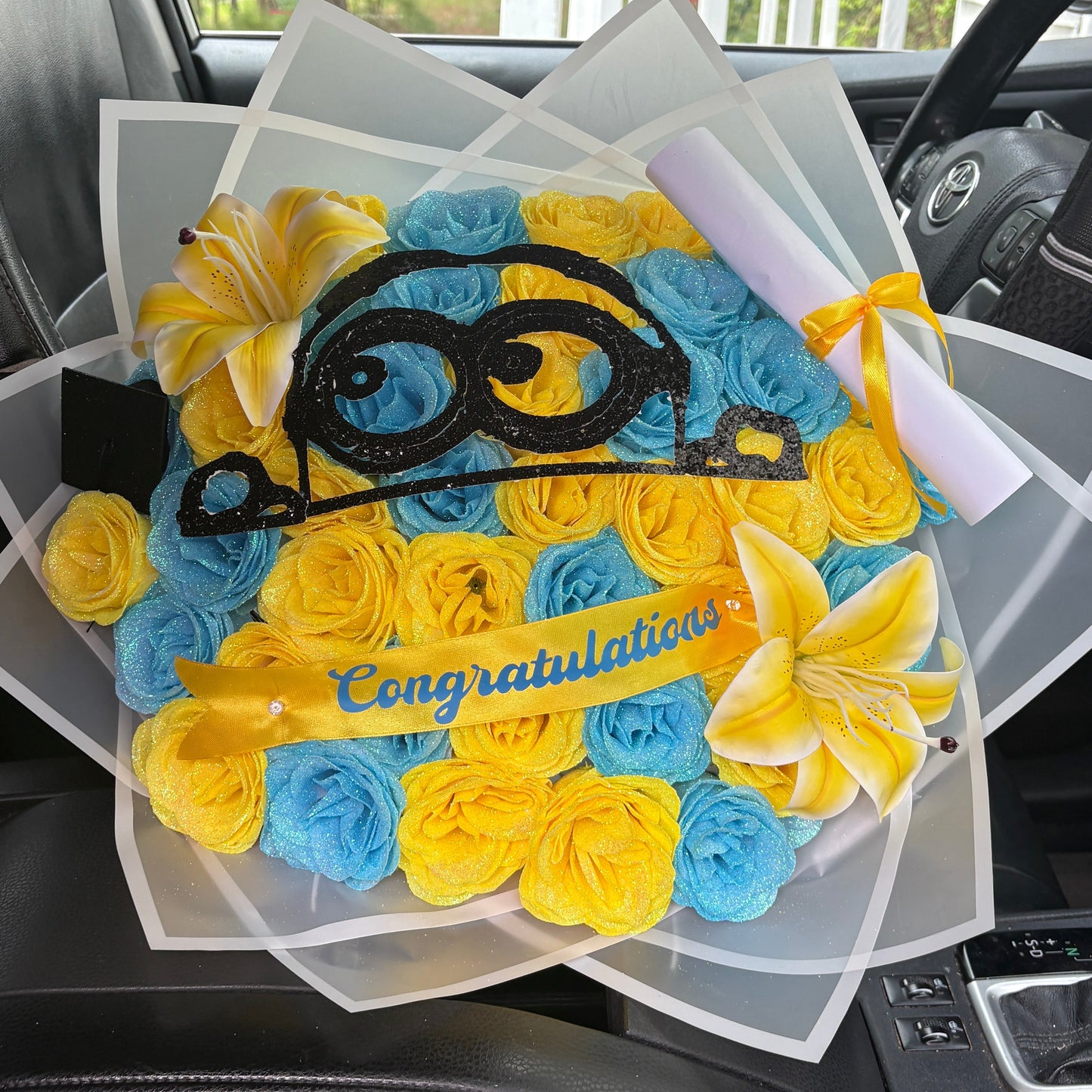 Minion Grad bouquet🎓💐