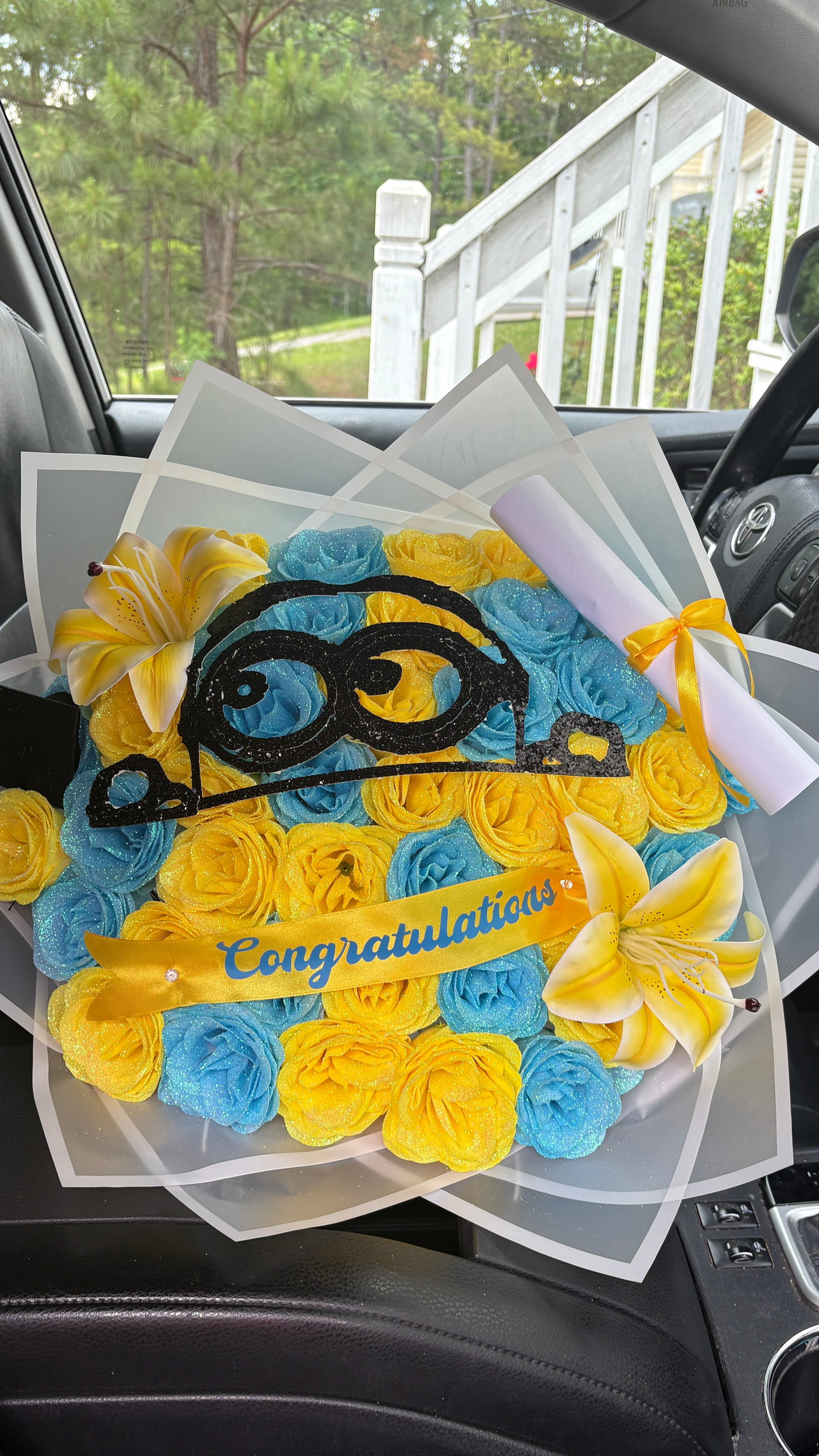 Minion Grad bouquet🎓💐