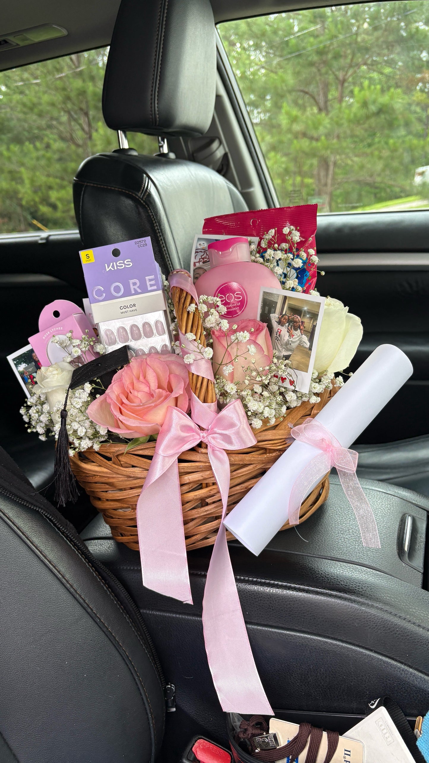 Small pink bloom basket🧺💐💐
