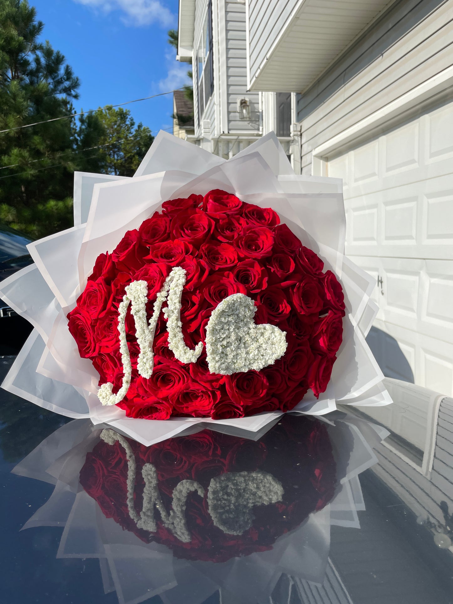 50ct v-day bouquet w /initial❤️