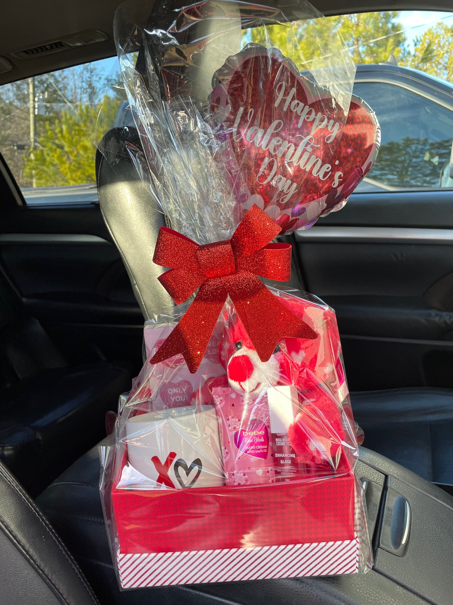Small V-day gift for her