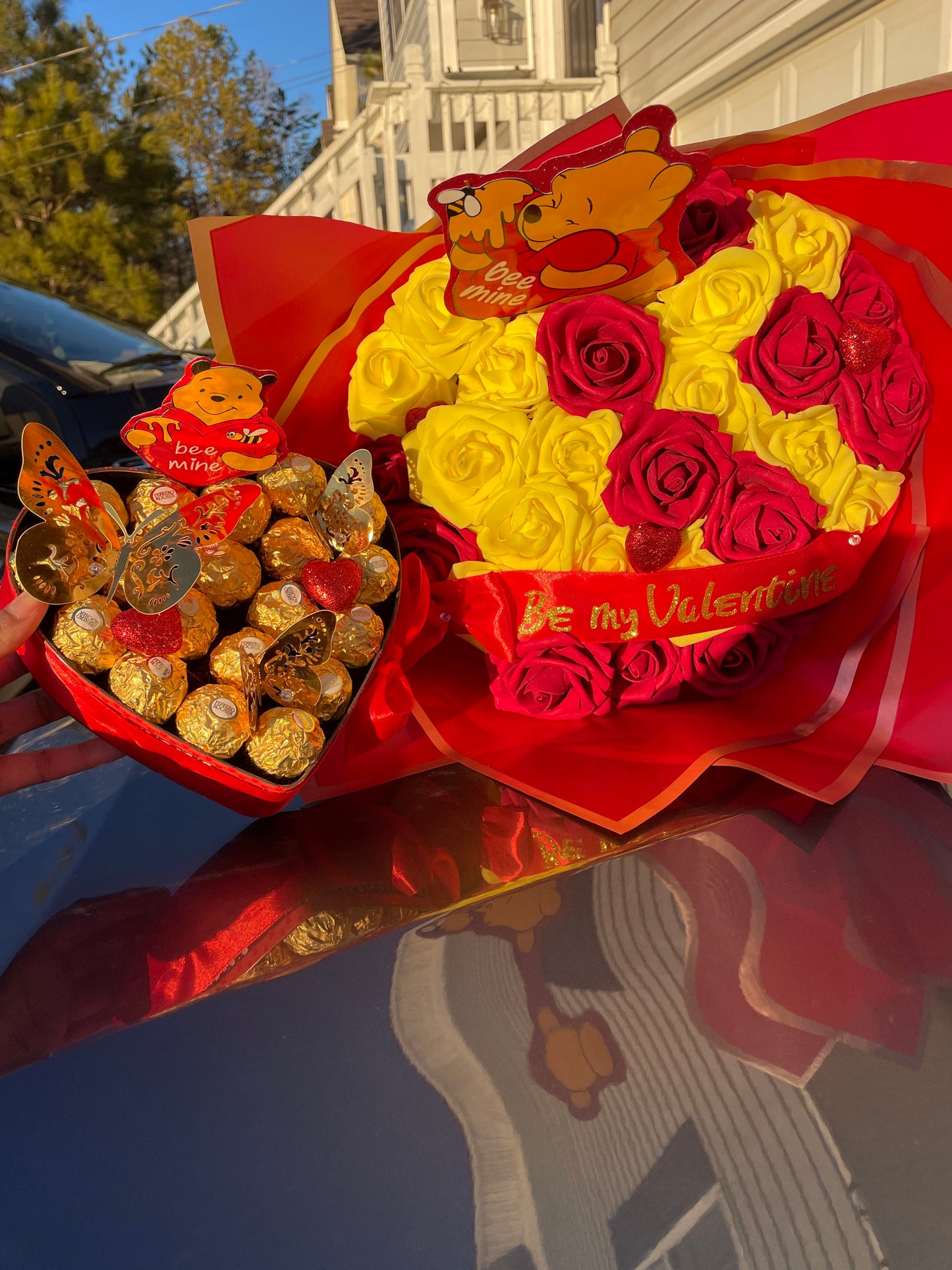 Winnie the Pooh bouquet & heart chocolate set❤️💛